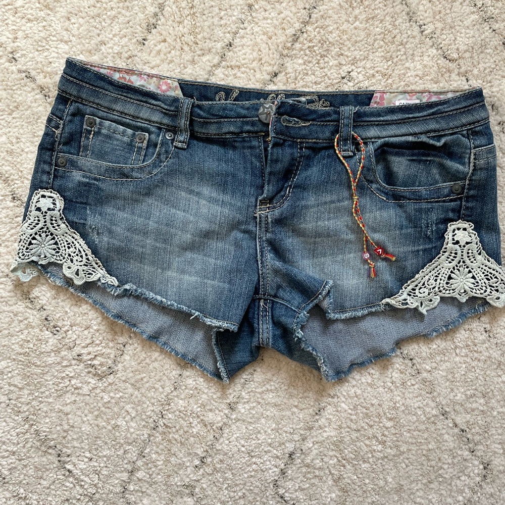 Vanilla Star jean shorts